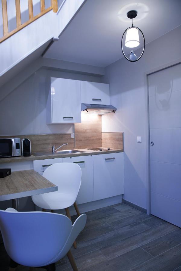 Studios Design By Les Bethunoises Béthune Buitenkant foto